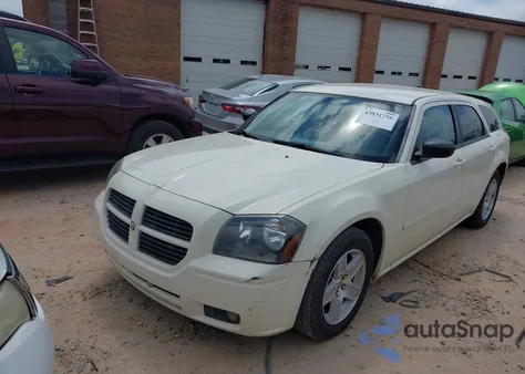 2005 Dodge Magnum Se из США, поврежденный, VIN 2D4FV48V55H680129